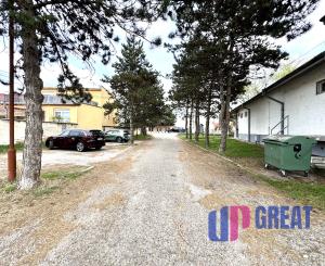 NA PREDAJ | Rozsiahly komerčný areál s investičným potenciálom – Malacky.