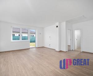 PREDAJ 3 izb. bytov v dome so záhradou, Macov, všetky IS