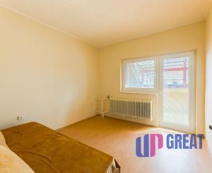 Na predaj rodinný dom s garážou v obci Pribeta