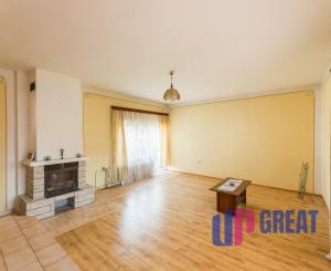 Na predaj rodinný dom s garážou v obci Pribeta