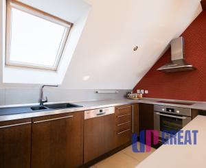 Predaj:  4 izbový mezonetový byt v Pezinku blízko viníc.