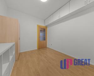 Na prenájom príjemný 3 izbový byt v lokalite 500 bytov na Svätoplukovej ulici