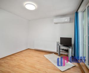 NA PREDAJ budovy s podnikateľským potenciálom, Nové Mesto nad Váhom