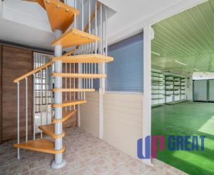 NA PREDAJ budovy s podnikateľským potenciálom, Nové Mesto nad Váhom