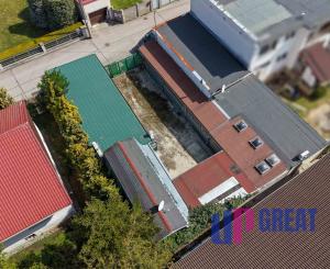 NA PREDAJ budovy s podnikateľským potenciálom, Nové Mesto nad Váhom