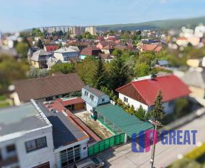 NA PREDAJ budovy s podnikateľským potenciálom, Nové Mesto nad Váhom