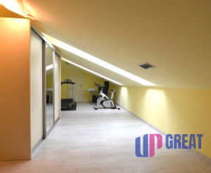 5-izbový rodinný dom s bazénom na kráľovskom pozemku (2166 m²) – Sološnica