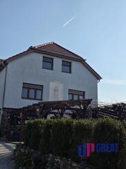 EXKLUZÍVNE NA PREDAJ — Vinohradnícky dom u sv. Urbana, Skalica.