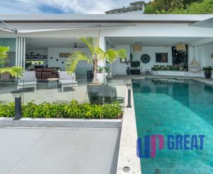 Na predaj luxusná 4-izbová vila s panoramatickým výhľadom na more v prestížnej lokalite Bophut Hills, Koh Samui