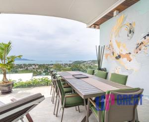 Na predaj luxusná 4-izbová vila s panoramatickým výhľadom na more v prestížnej lokalite Bophut Hills, Koh Samui