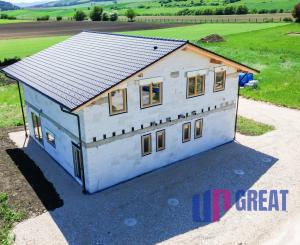 PREDAJ:MODERNÝ DVOJDOM V OBCI NEMEŠANY – 2 DOMY PRE 2 RODINY