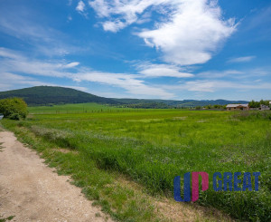 PREDAJ - pozemok pre 1 alebo 2 rodinné domy | 1000m2