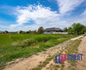 PREDAJ - pozemok pre 1 alebo 2 rodinné domy | 1000m2