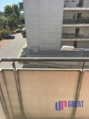 Na prenájom 3-izbový byt s balkónmi a 2 parkovacími miestami v Záhorskej Bystrici