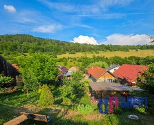 LÚČKA 2x chalupa/rod.dom na PREDAJ (okres Levoča)