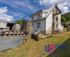 VEĽKÝ DOM, 2 422 m² POZEMKU A LES ZA ZÁHRADOU | HRACHOVIŠTE