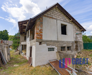 VEĽKÝ DOM, 2 422 m² POZEMKU A LES ZA ZÁHRADOU | HRACHOVIŠTE