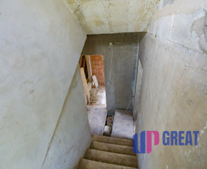 VEĽKÝ DOM, 2 422 m² POZEMKU A LES ZA ZÁHRADOU | HRACHOVIŠTE