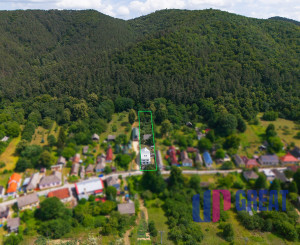 VEĽKÝ DOM, 2 422 m² POZEMKU A LES ZA ZÁHRADOU | HRACHOVIŠTE