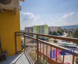 PREDAJ - veľký 3 izbový byt *s klimatizáciou, Piešťanská ul.