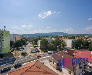 PREDAJ - veľký 3 izbový byt *s klimatizáciou, Piešťanská ul.