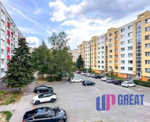PREDAJ 3izb. bytu, balkón, Sládkovičova ul., Banská Bystrica