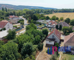 REZERVOVANÉ - 2,5-izbový rodinný dom s pivnicou a využiteľným podkrovím, DRAHOVCE