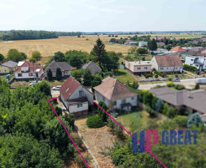 REZERVOVANÉ - 2,5-izbový rodinný dom s pivnicou a využiteľným podkrovím, DRAHOVCE