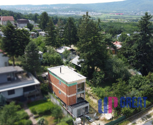 ✅ Novostavba rodinného domu v štádiu hrubej stavby