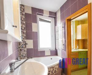 🏡 NA PREDAJ 3-izb. BYT S VEĽKOU KÚPEĽŇOU A ZASKLENÝM BALKÓNOM | DIBROVOVA | NOVÉ MESTO NAD VÁHOM