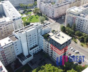 Svetlý 3-izbový byt s potenciálom a výhľadom na hrad