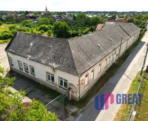Areál v centre obce Jelka  – 5287 m²
