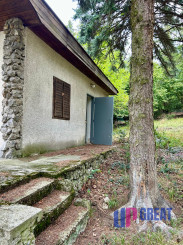 PREDAJ exkluzívneho pozemku v Marianke – priamo pod lesom.