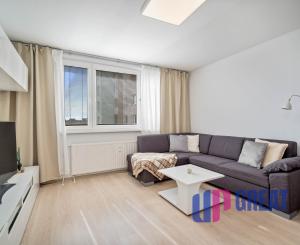 PREDAJ 3 izb. bytu s loggiou, Čiernovodská ul., Bratislava