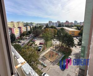 PREDAJ 3 izb. bytu s loggiou, Čiernovodská ul., Bratislava