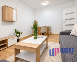 🏡 NA PRENÁJOM | KRÁSNY, KOMPLETNE ZREKONŠTRUOVANÝ 2-IZBOVÝ BYT S BALKÓNOM – NOVÉ MESTO NAD VÁHOM