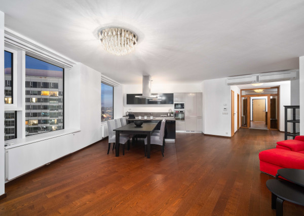 PREDAJ 4 izb. bytu v Panorama City, Bratislava