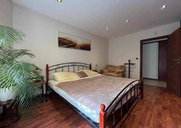 3 izbový byt v Zálesí 77m2 so záhradkou 93m2 a parkovacím státím