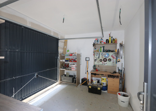 PREDAJ dvojpodlažnej rekreačnej chaty pri Šulianskom jazere