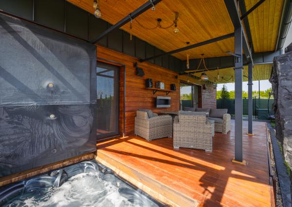 PREDANÉ -  Moderný dom s nádychom luxusu, kúsok od Bratislavy