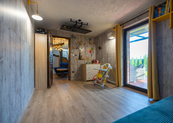 PREDANÉ -  Moderný dom s nádychom luxusu, kúsok od Bratislavy