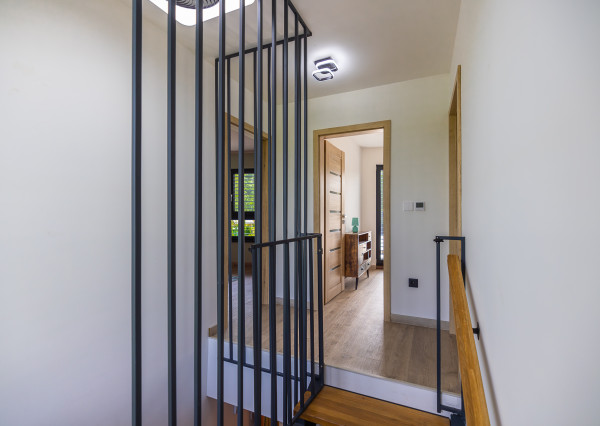 PREDANÉ -  Moderný dom s nádychom luxusu, kúsok od Bratislavy