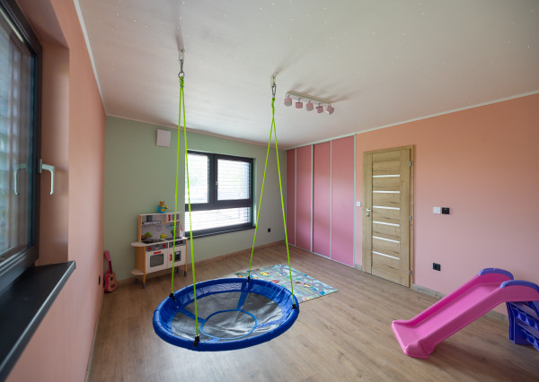 PREDANÉ -  Moderný dom s nádychom luxusu, kúsok od Bratislavy