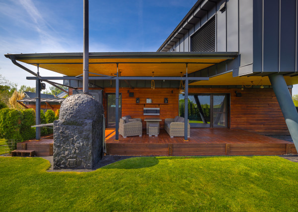 PREDANÉ -  Moderný dom s nádychom luxusu, kúsok od Bratislavy