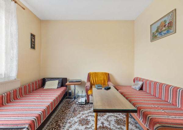 PREDANÉ - Poschodový rodinný dom v obci Horný Bar