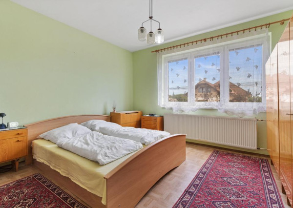 PREDANÉ - Poschodový rodinný dom v obci Horný Bar