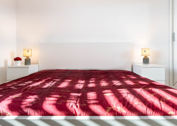 PREDAJ 3 IZBOVÁ  ZARIADENÁ NOVOSTAVBA SO ZÁHRADOU A PARKOVACÍM STÁTÍM V LUKRATÍVNEJ ČASTI MESTA ŠAMORÍN