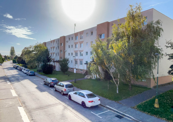 Na predaj útulný, kompletne prerobený 1 izbový zariadený  byt v tichej časti Šamorína.