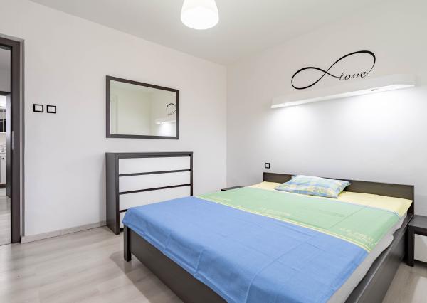 ŠAMORÍN -  3 izb.  BYT NA PRENÁJOM , Hlavná ulica