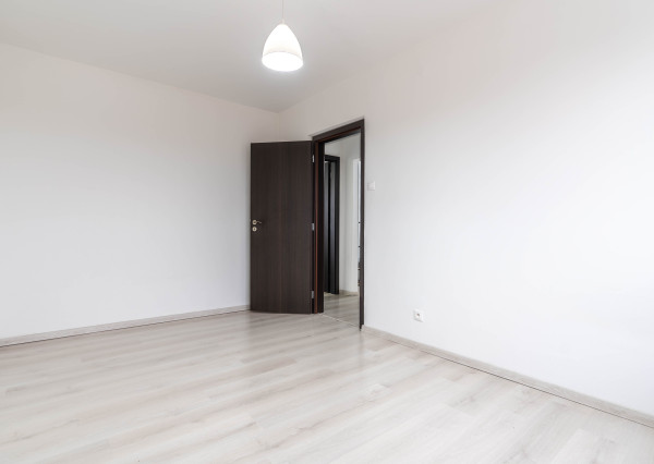 ŠAMORÍN -  3 izb.  BYT NA PRENÁJOM , Hlavná ulica